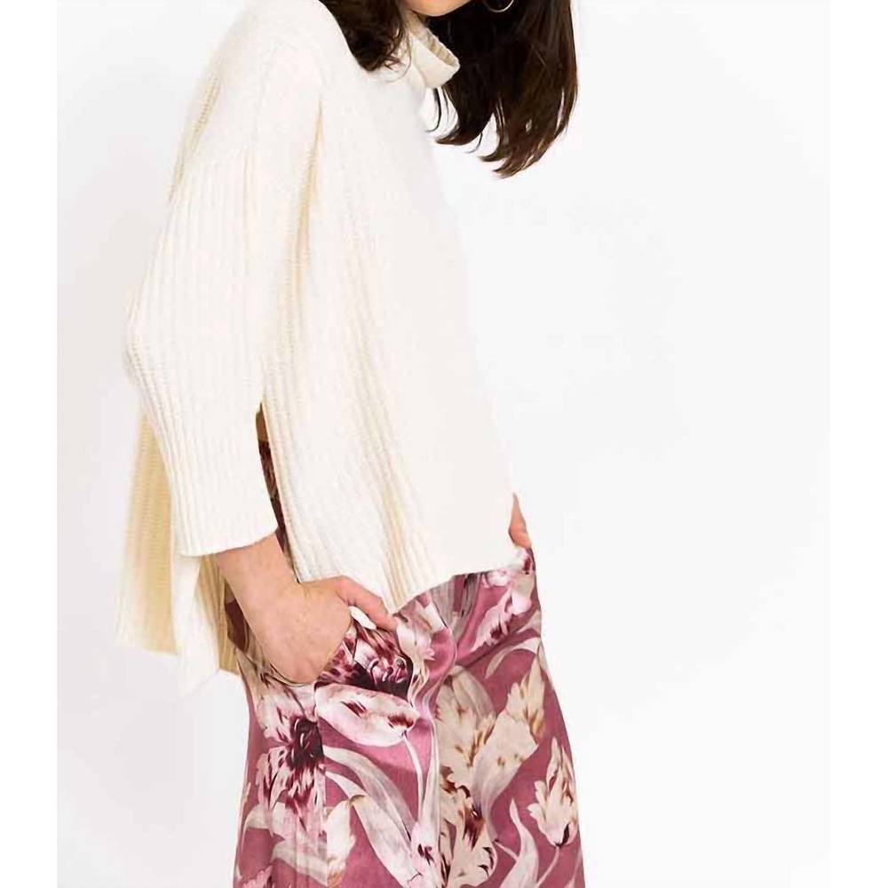 NEW CHRISTY LYNN everly sweater in ivory - Picture 2 of 3